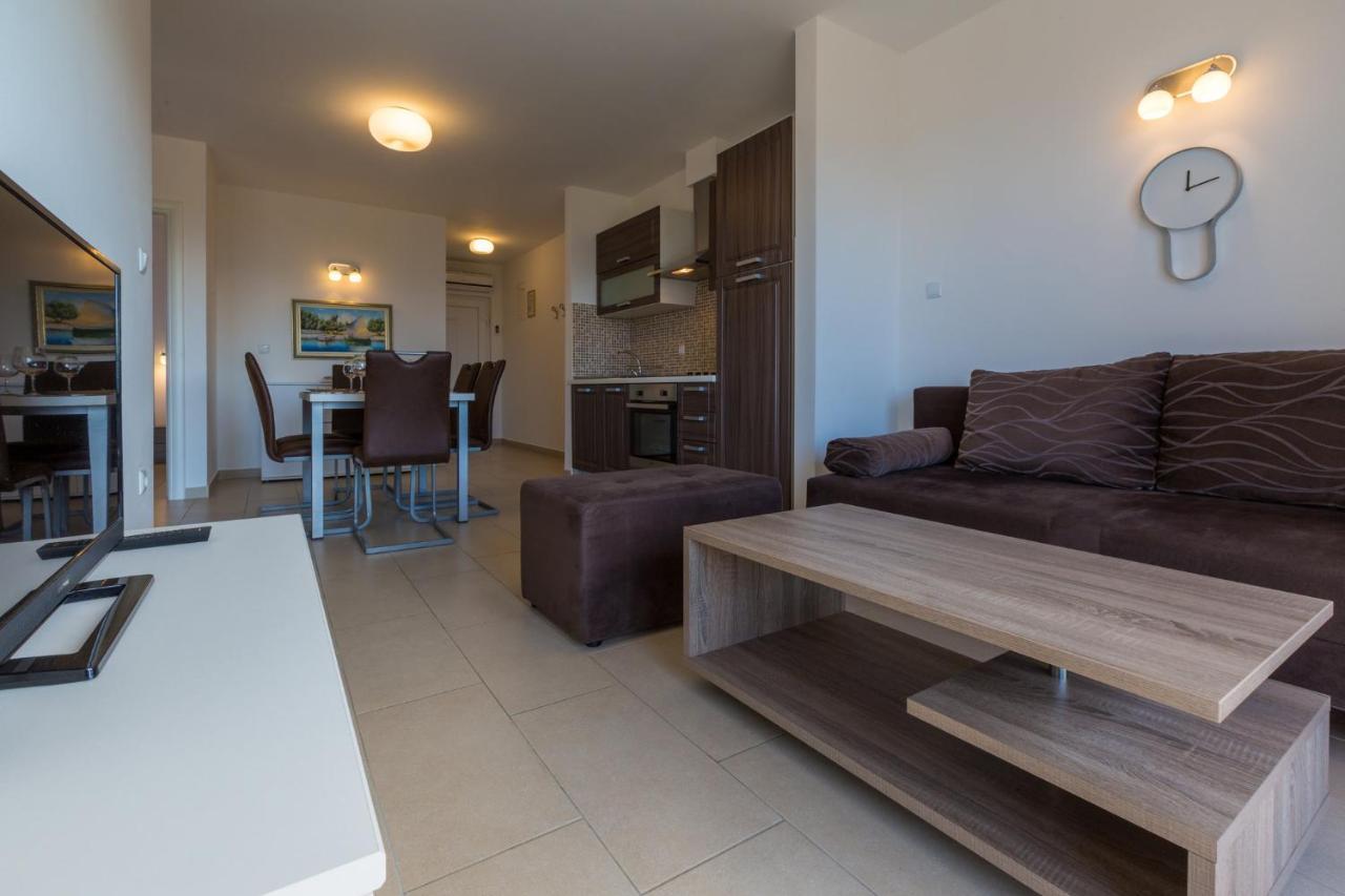 Apartamento Domino Dramalj Exterior foto