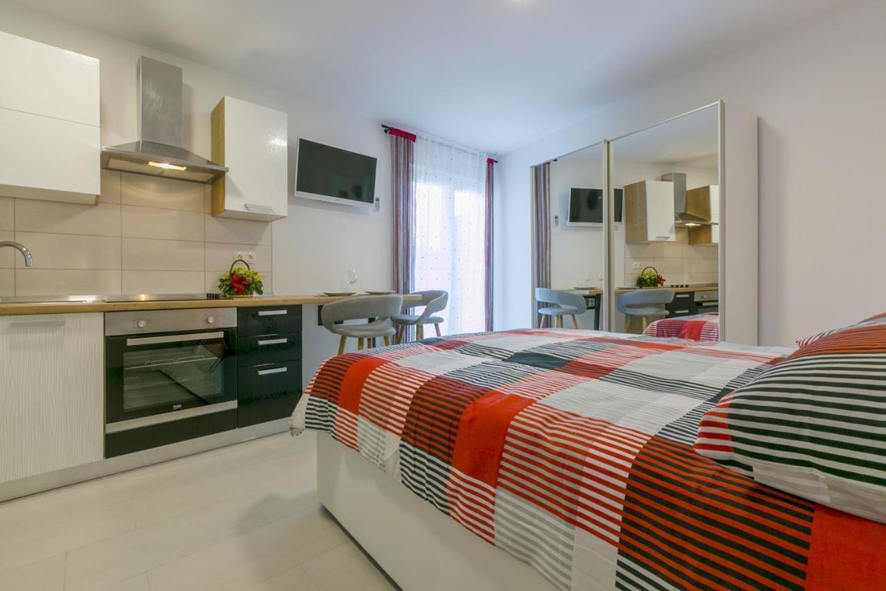 Apartamento Domino Dramalj Exterior foto